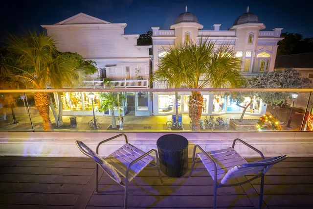 Pegasus International Hotel