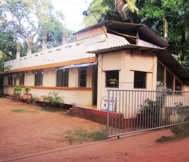 Om Shraddha Hotel