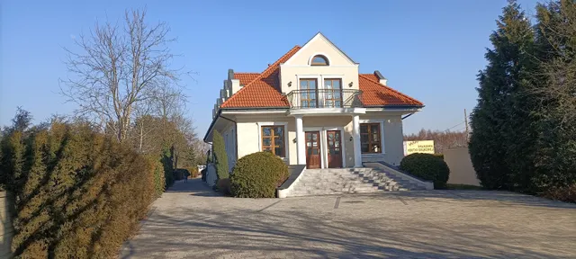 "Green Manor" Guest Rooms