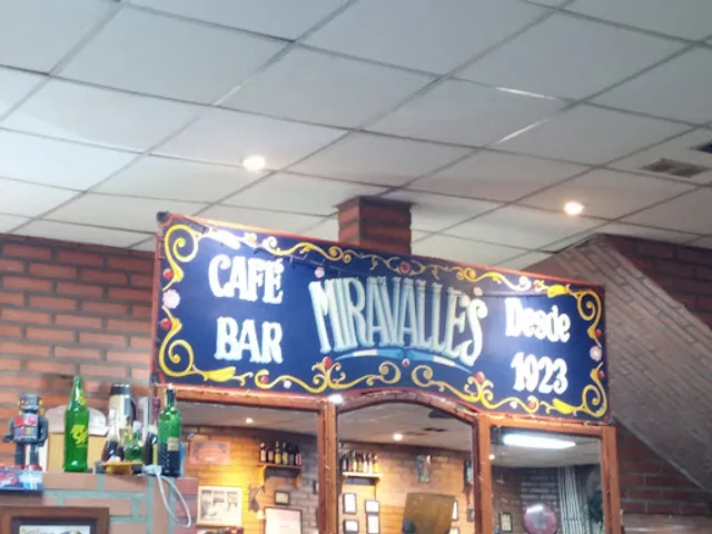 Café y Bar Miravalles