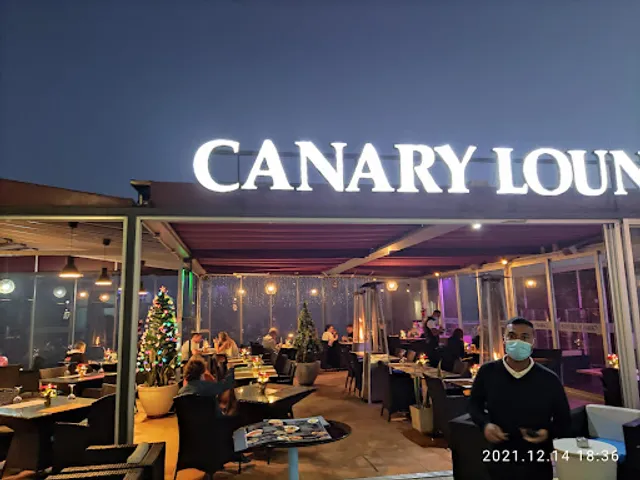 Canary Lounge