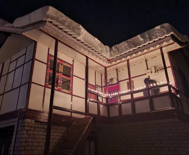 Lhakhim Homestay - House on the pass