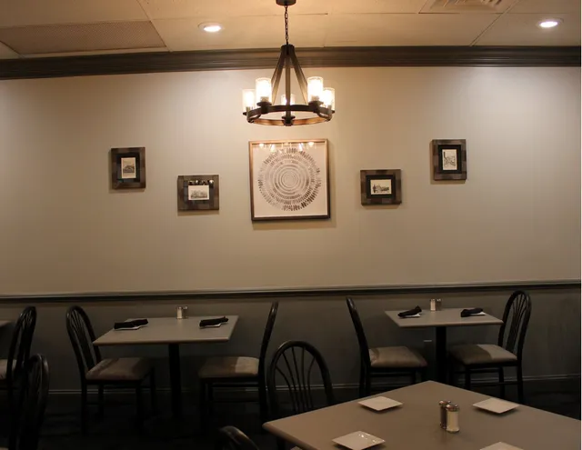 Mario's Restaurant & Bar