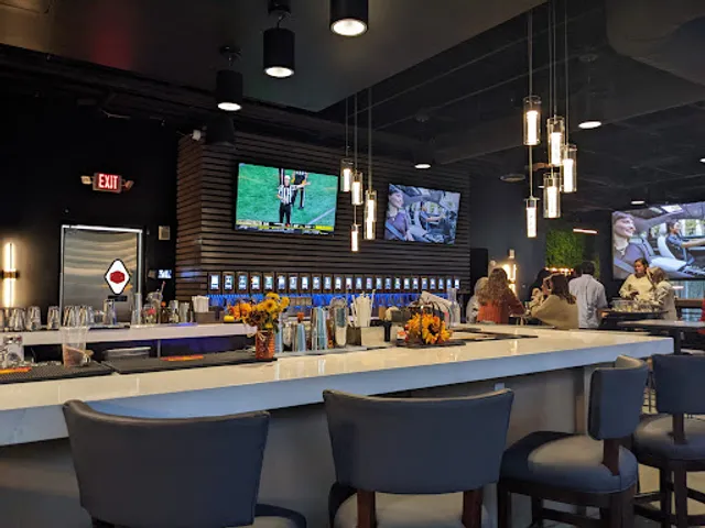 Pour Taproom: Midtown