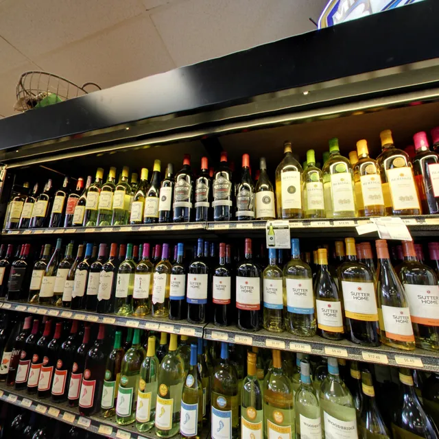 Poole Ave Bar & Liquors