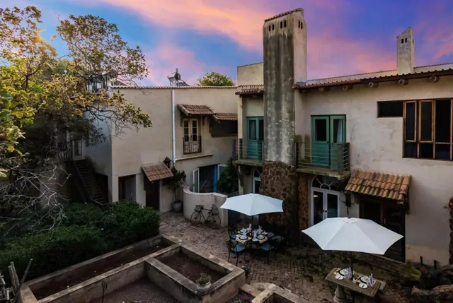 Hagios House Guest House