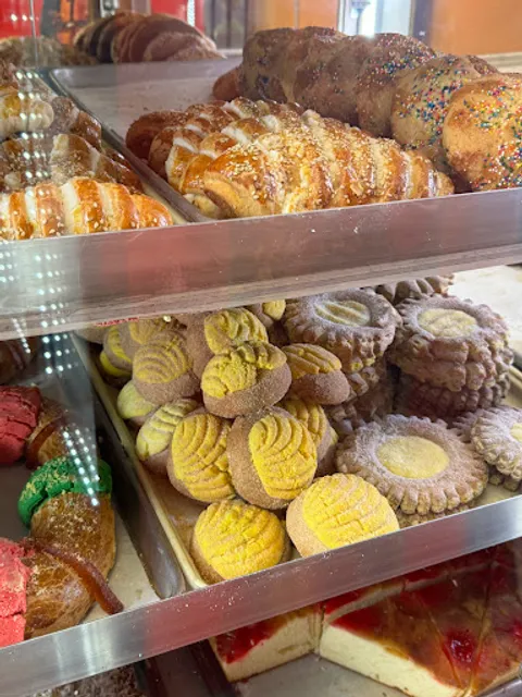 Cafe & Bakery Mucho Mexico