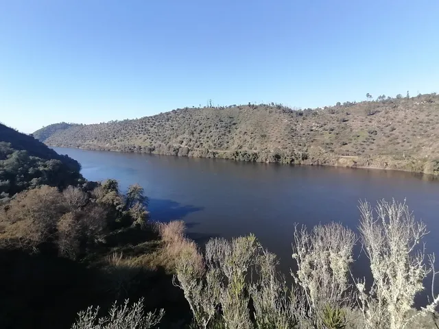 Trilho da Barragem à Praia do Alamal