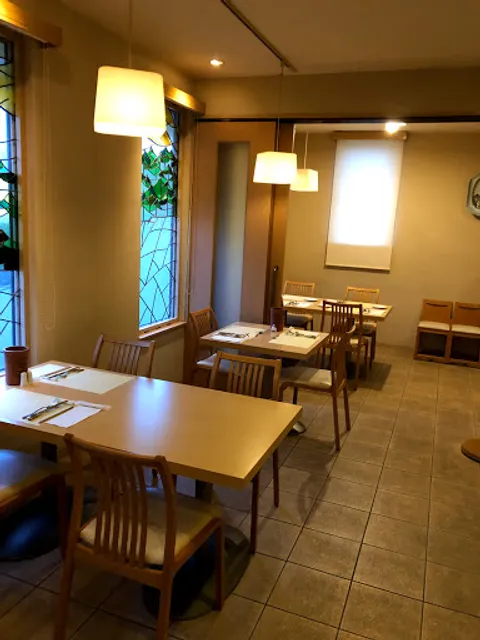 ビストロアッシュ