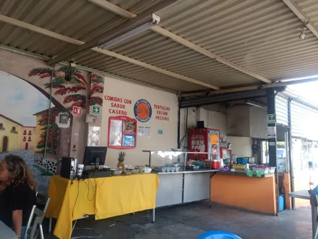 LAS CAZUELAS RESTAURANTE