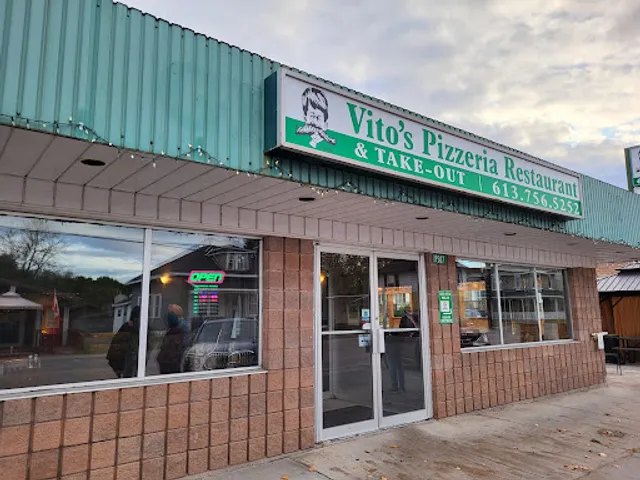 Vitos Pizzeria