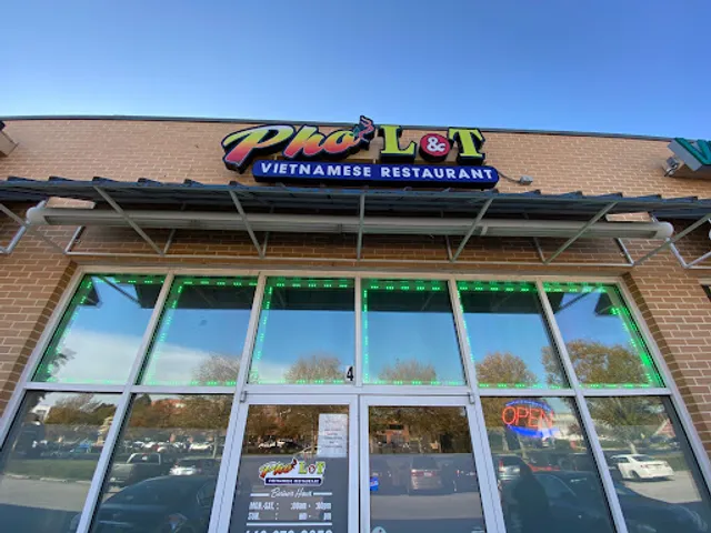 Pho L&T Vietnamese Restaurant