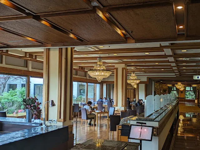 レストラン連翠