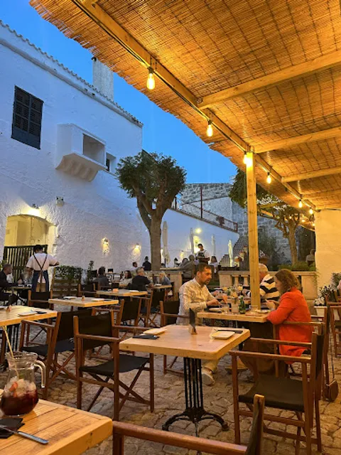 Moriarty Gintonic Club