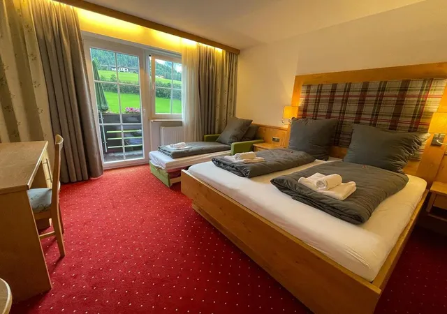 Pension Berta & Restaurant Franz - Waidring