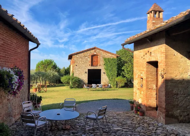 Casa Cernano Bed & Breakfast