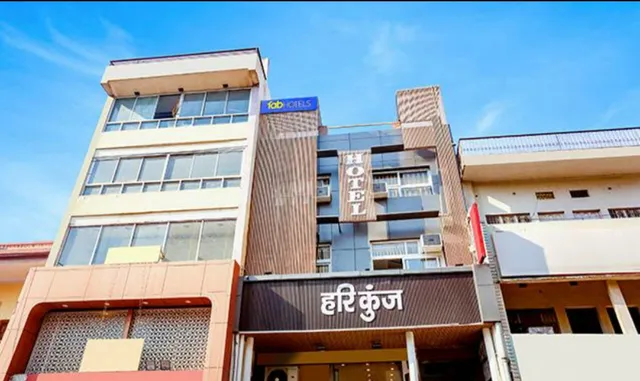 HOTEL HARI KUNJ