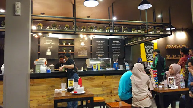 Warunk Upnormal Tebet