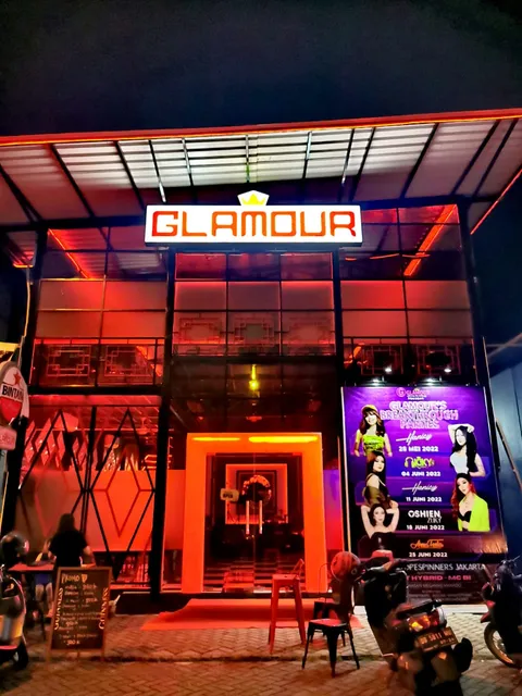 GLAMOUR bar & club