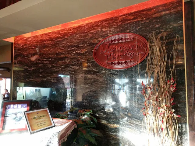 Mandarin Pine Restaurant