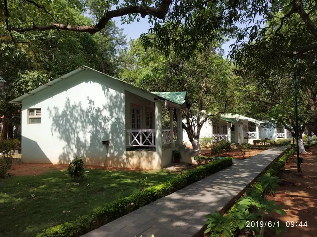 NANDANVAN COTTAGES