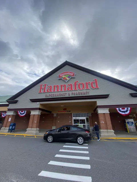 Hannaford Supermarket