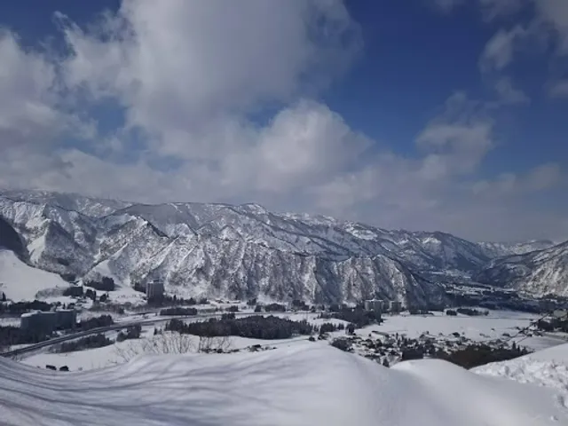 Nakazato High Speed Chair Lift #1 Station