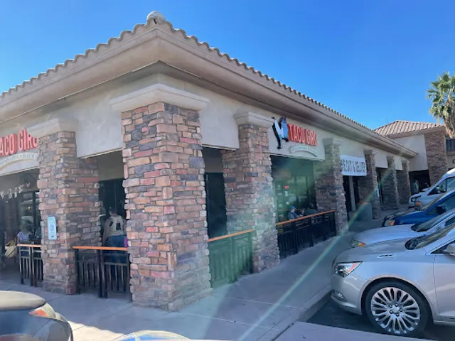 Taco Giro Mexican Grill & Seafood