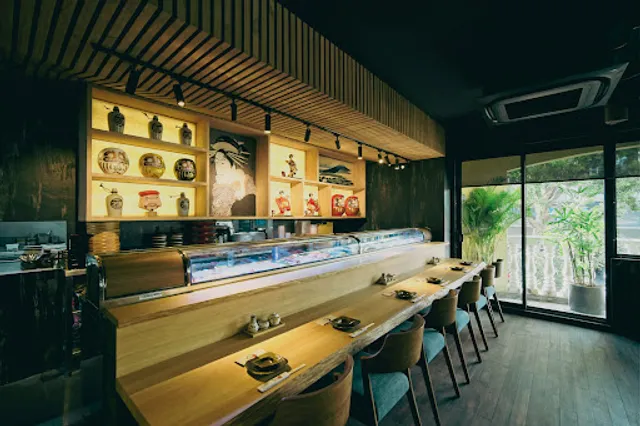 Chiyoda Sushi Saigon Court