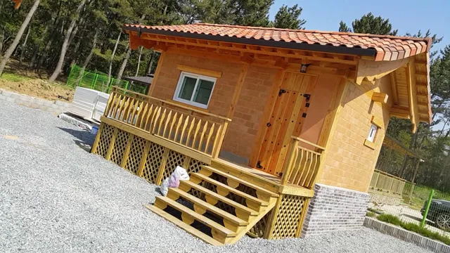 Pohang Solbat Hwangto Maeul Pension