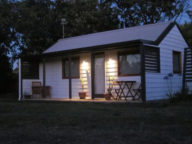 Dalton St Studio - Orange