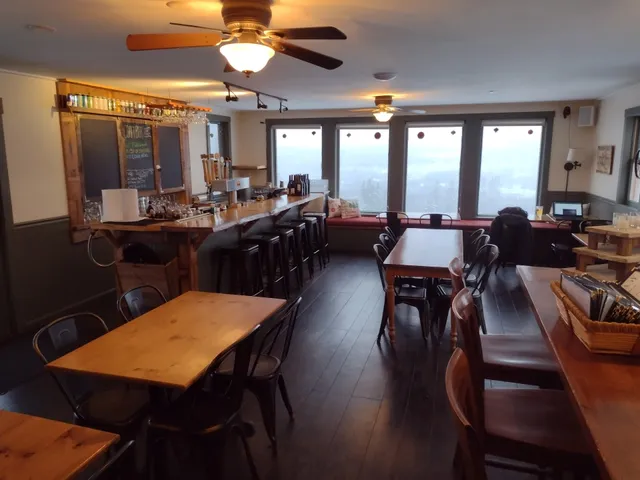 SpokeEasy Lounge and Beer Garden