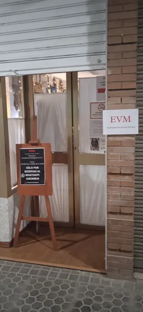 Restaurante Slowbar El Vagabundo Millonario Tapas Fine Dining(Abierto Sólo por Reservas por Whatsapp mínimo 24 horas).