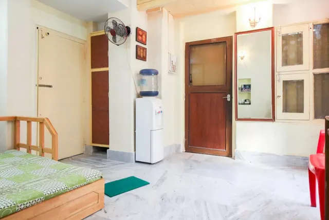 Kolkata Home Stay @ The Cornfield Retreat, BnB