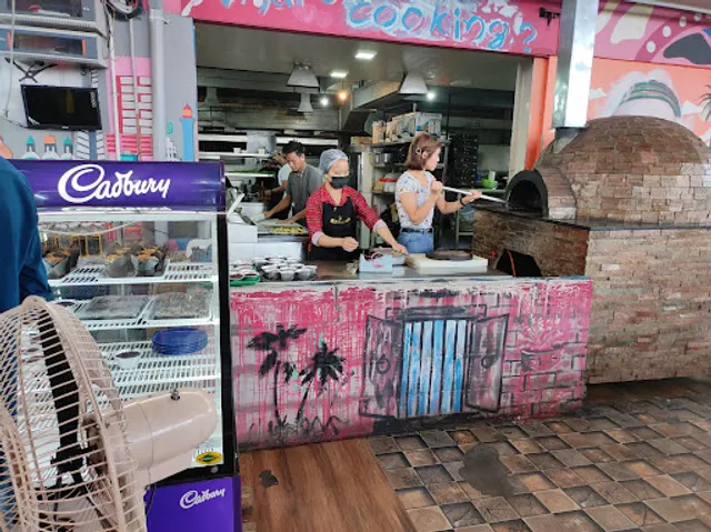 HAVANA - Rooftop Vegetarian Cafe