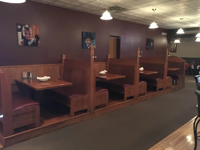 Fratelli's Restaurant & Bar