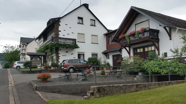 Holiday Apartments & Guesthouse Jostock-Hermes