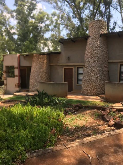 Damascus Bush and Mountain View Lodge