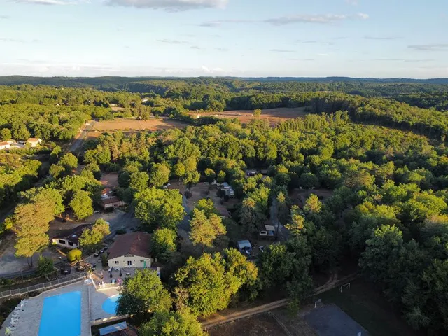 Camping les tourterelles Dordogne 4 étoiles