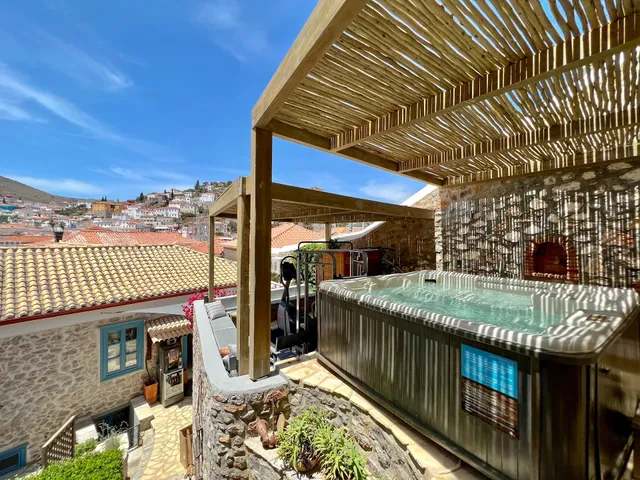 PortaDelmare Deluxe Suites