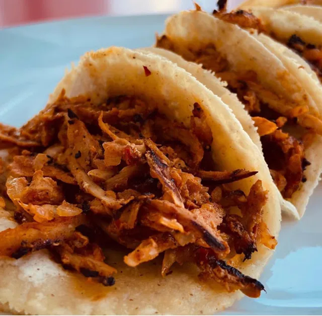 Los Pingüinos Taquería