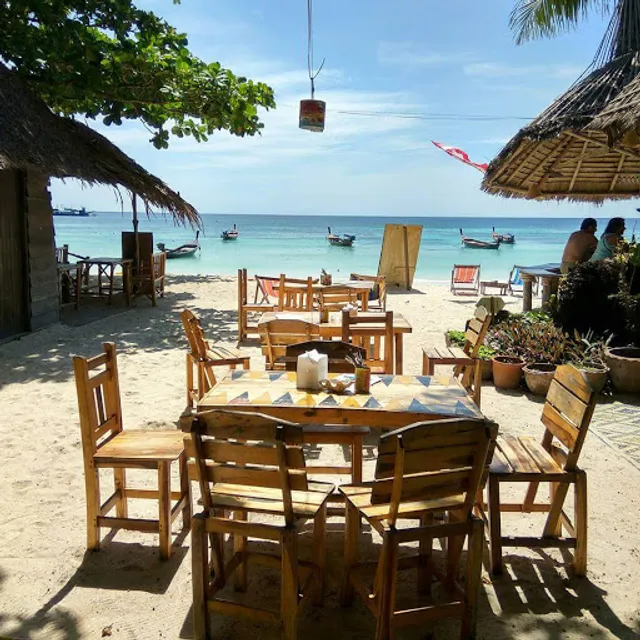 Kioskino1st Lunch at Like h Lipe