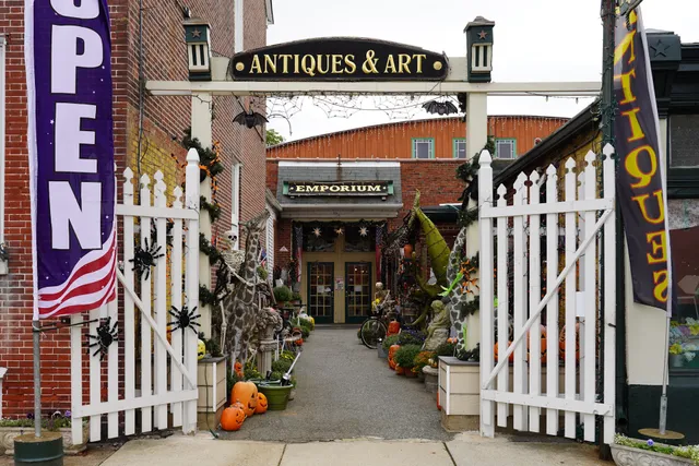 Historic Burlington Antiques and Art Emporium