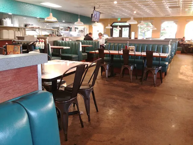 Velvet Grill & Creamery