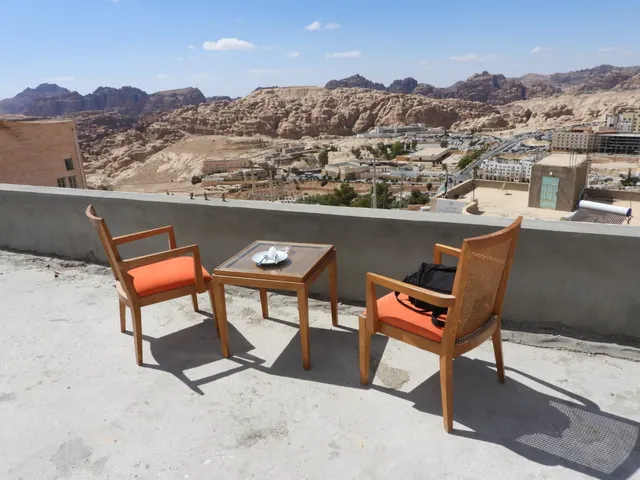 Petra Summit Hotel