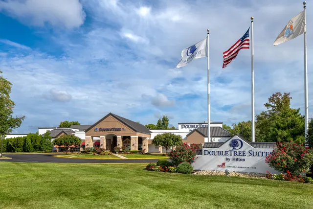 DoubleTree Suites by Hilton Hotel Mt. Laurel