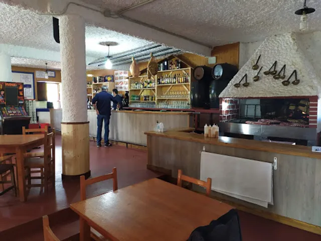 Restaurante sidreria pensión la casa abajo