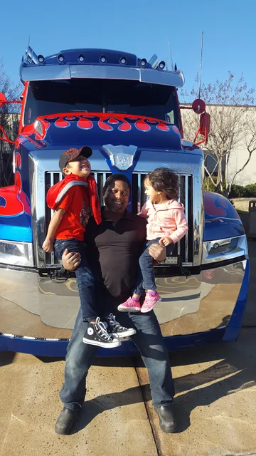 Daimler Truck North America Components & Logistics