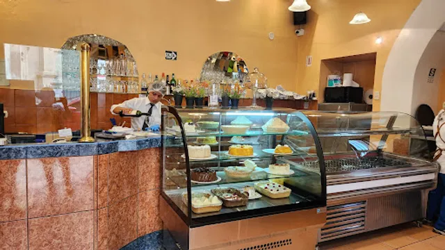 El Querubino Restaurante - Café