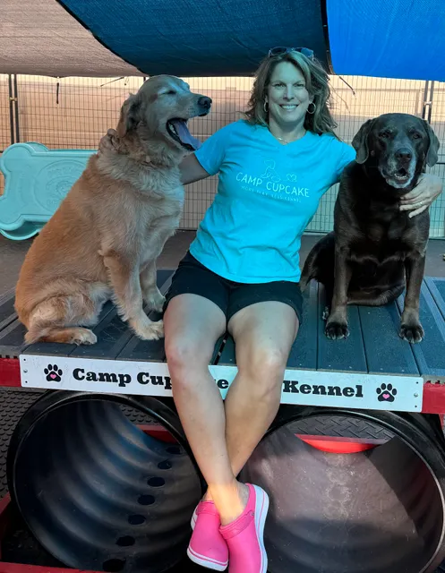 Camp Cupcake Dog Kennel